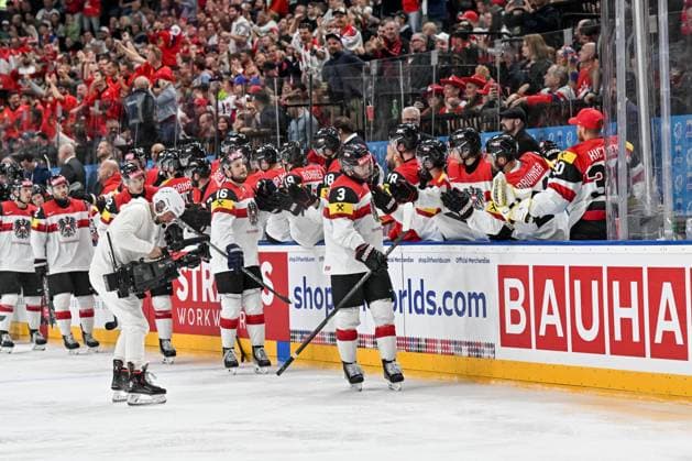 PRAGUE, CZECH REPUBLIC MAY 14 Peter Schneider of Austria celebrate after scoring a goal during the preliminary round match between Canada and Austria at Prague Arena on May 14, 2024 in Prague, Czech Republic Prague Czech Republic Copyright: xJustPictures.ch AndreaxBrancax jp-en-EuSpIm-AB_14052024_AAB_9659
