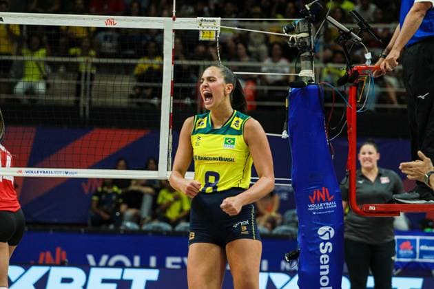 Brasil x Canadá Pela Liga das Nações no RJ RIO DE JANEIRO, RJ - 14.05.2024: BRASIL X CANADÁ PELA LIGA DAS NAÇÕES NO RJ - The Brazilian Women& 39;s Volleyball team faces the Canadian team, this Tuesday (14) at the Maracanãzinho gym in Rio de Janeiro, in the debut match in the Volleyball Nations League. (Photo: Lorando Labbe Fotoarena) x2537997x  LorandoxLabbe