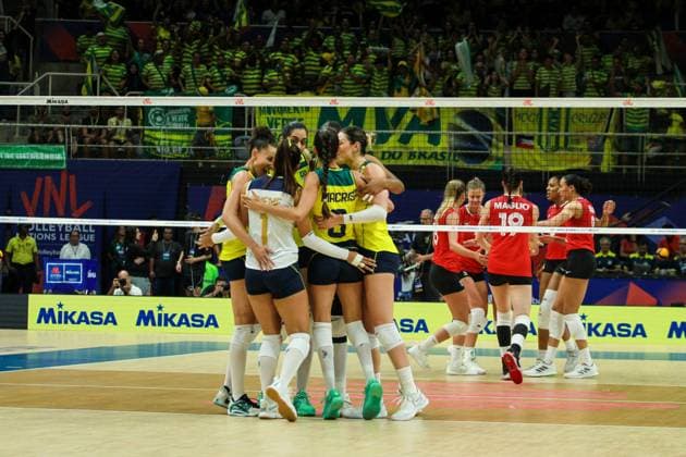 Brasil x Canadá Pela Liga das Nações no RJ RIO DE JANEIRO, RJ - 14.05.2024: BRASIL X CANADÁ PELA LIGA DAS NAÇÕES NO RJ - The Brazilian Women& 39;s Volleyball team faces the Canadian team, this Tuesday (14) at the Maracanãzinho gym in Rio de Janeiro, in the debut match in the Volleyball Nations League. (Photo: Lorando Labbe Fotoarena) x2537999x  LorandoxLabbe
