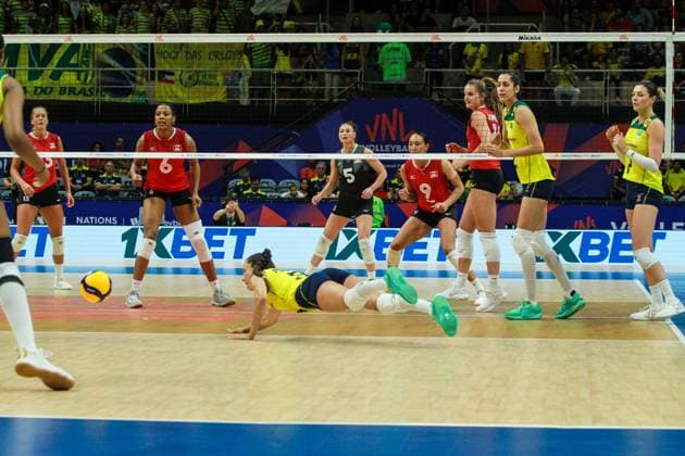 Brasil x Canadá Pela Liga das Nações no RJ RIO DE JANEIRO, RJ - 14.05.2024: BRASIL X CANADÁ PELA LIGA DAS NAÇÕES NO RJ - The Brazilian Women& 39;s Volleyball team faces the Canadian team, this Tuesday (14) at the Maracanãzinho gym in Rio de Janeiro, in the debut match in the Volleyball Nations League. (Photo: Lorando Labbe Fotoarena) x2538002x  LorandoxLabbe