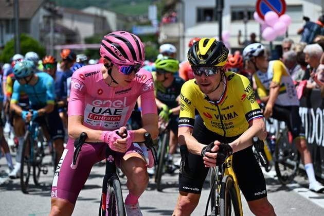 May 15, 2024, Foiano Di Val Fortore, ITALY: Slovenian rider Tadej Pogacar of team Uae Emirates wearing the overall leader s pink jersey, waiting on the start line the operation for the 11th stage of the 107 Giro d Italia 2024, cycling race over 207 km from Foiano di Val Fortore to Francavilla al Mare, Italy, 15 May 2024. ANSA LUCA ZENNARO Giro d Italia cycling tour - 11 stage  - ZUMAa110 20240515_zaf_a110_026 Copyright: xLucaxZennarox