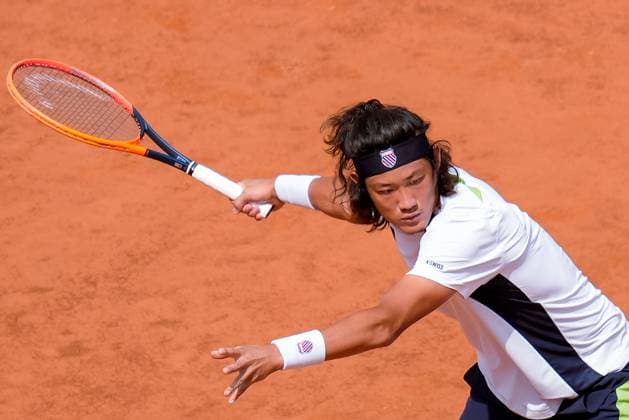 Internazionali BNL D Italia 2024 - Day Ten Zhizhen Zhang in action during the Men™s Singles quarter-final match between Alejandro Tabilo and Zhizhen Zhang on Day Ten of Internazionali BNL D Italia 2024 at Foro Italico on May 15, 2024 in Rome, Italy. Rome Foro Italico Lazio Italy Copyright: xGiuseppexMaffiax DayTen-Tabilo-Zhang_150524_DSC7968