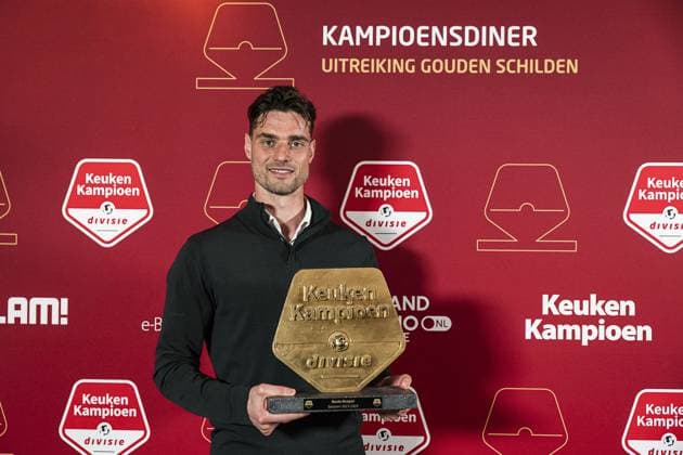 CUIJK , 15-05-2024 , Inspyrium, season 2023 2024 , Dutch Football Keuken Kampioen Divisie. Willem II keeper Joshua Smits Beste Keeper winnaar Gouden Kampioensschild seizoen 2023 2024 , KKD Kampioensdiner 2023 2024  x25240303x Copyright: