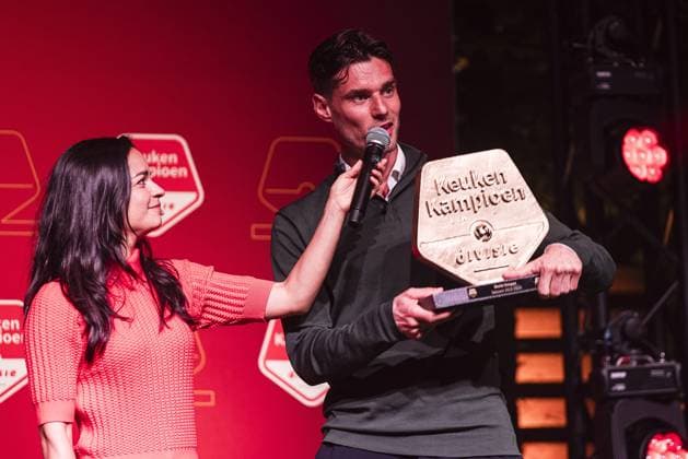 CUIJK , 15-05-2024 , Inspyrium, season 2023 2024 , Dutch Football Keuken Kampioen Divisie. Willem II keeper Joshua Smits Beste Keeper winnaar Gouden Kampioensschild seizoen 2023 2024 , KKD Kampioensdiner 2023 2024  x25240309x Copyright: