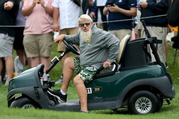 Sport Bilder des Tages John Daly drives his golf cart to the thirteenth tee box during the third practice day for the 2024 PGA, Golf Herren Championship at Valhalla Golf Course on Wednesday, May 15, 2024 in Louisville, Kentucky.  KYP202405150212 JOHNxSOMMERSxII