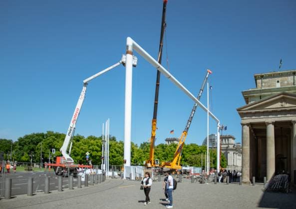 Football, European Championship 2024 Fan Mile in Berlin 16 05 2024, xdanx, Football, European Championship 2024 Fan Mile in Berlin, v l A huge soccer goal is set up in front of the Brandenburg Gate at the end of the Fan Mile for the European Football Championship 2024 in Germany Berlin Brandenburg Gate Berlin Germany DEU Copyright: xDanielxLakomskix