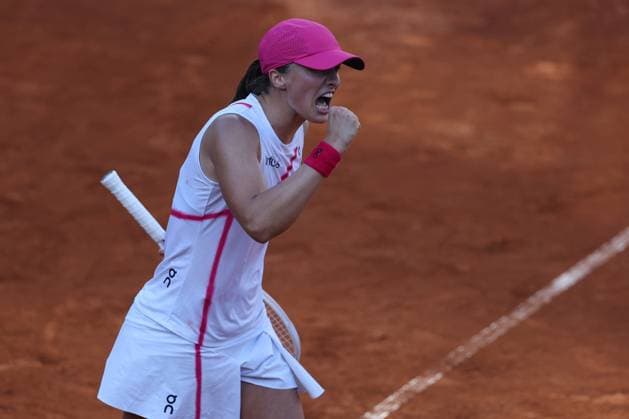 International Tennis match - Internazionali BNL d Italia Rome, Italy 16.05.2024: Iga Swiatek (POL) vs Coco Gauff (USA) during Internazionali BNL 2024 Women s WTA, Tennis Damen 1000 Open tennis tournament in Rome at Grand Stand Arena . Rome Italy  Copyright: xIPAxSport ABACAx