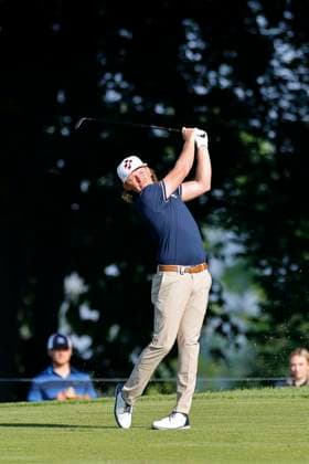 LOUISVILLE, KY - MAY 16: Cameron Smith (AUS) plays a shot at the tenth hole during the first round of the 2024 PGA, Golf Herren Championship at Valhalla Golf Club on May 16, 2024 in Louisville, Kentucky. (Photo by Joe Robbins Icon Sportswire) GOLF: MAY 16 PGA Championship EDITORIAL USE ONLY Icon573240516013