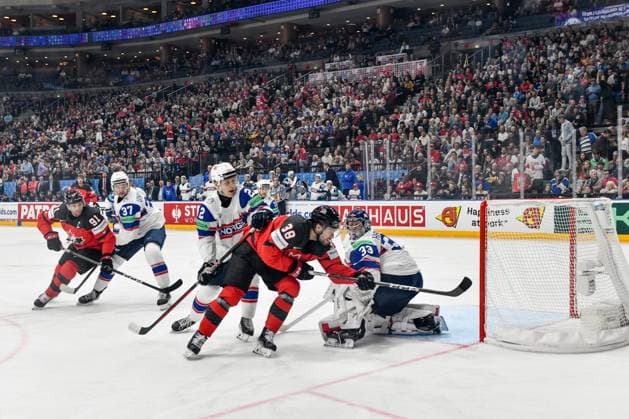 PRAGUE, CZECH REPUBLIC MAY 16 Brandon Hagel of Canada in action against goalkeeper Henrik Haukeland of Norway during the preliminary round match between Canada and Norway at Prague Arena on May 16, 2024 in Prague, Czech Republic Prague Prague Arena Czech Republic Copyright: xJustPictures.ch AndreaxBrancax jp-en-EuSpIm-AB_16052024_DSC_1771