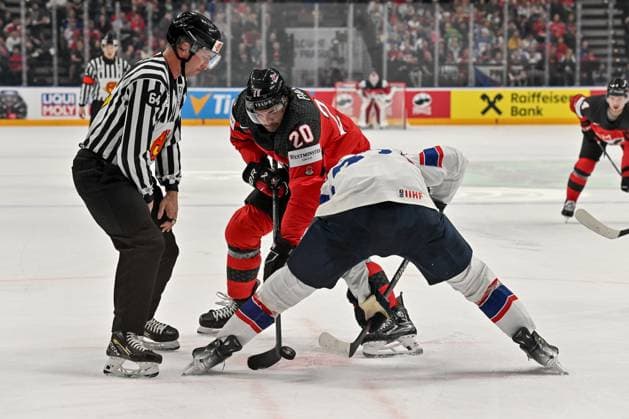 PRAGUE, CZECH REPUBLIC MAY 16 Nick Paul of Canada fights for the puck on a faceoff during the preliminary round match between Canada and Norway at Prague Arena on May 16, 2024 in Prague Prague, Czech Republic Prague Prague Arena Czech Republic Copyright: xJustPictures.ch AndreaxBrancax jp-en-EuSpIm-AB_16052024_AAB_7154