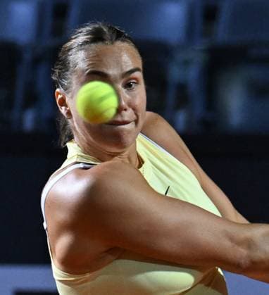 (240517) -- ROME, May 17, 2024 -- Aryna Sabalenka returns a shot during the women s singles semifinal match between Aryna Sabalenka of Belarus and Danielle Collins of the United States at the WTA, Tennis Damen Italian Open in Rome, Italy, May 16, 2024. (Photo by Xinhua) (SP)ITALY-ROME-TENNIS-WTA-ITALIAN OPEN-SEMIFINAL AlbertoxLingria 