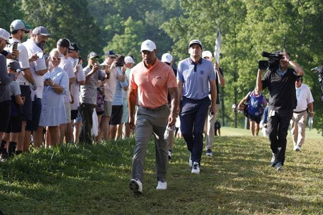 LOUISVILLE, KY - MAY 16: PGA, Golf Herren golfer Tiger Woods walks to the 14th tee on May 16, 2024, during the 2024 PGA Championship at Valhalla Golf Club in Louisville, Kentucky. (Photo by Brian Spurlock Icon Sportswire) GOLF: MAY 16 PGA Championship EDITORIAL USE ONLY Icon240516102