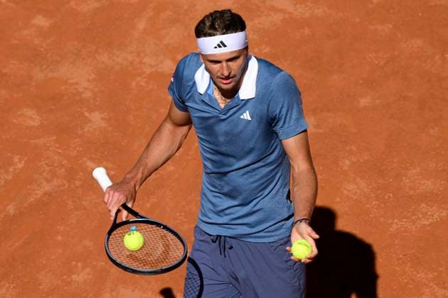 Alexander Zverev of Germany argues during the semifinal match against Alejandro Tabilo of Chile at the Internazionali BNL d Italia 2024 tennis tournament at Foro Italico in Rome, Italy on May 17, 2024. antoniettaxbaldassarre