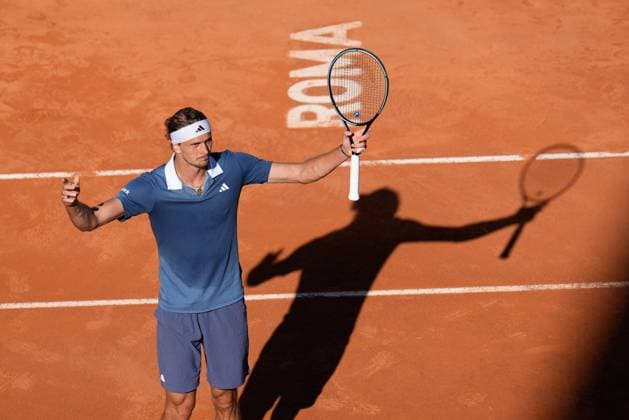 Internazionali BNL D Italia 2024 - Day Twelve Alexander Zverev of Germany celebrates the victory of second set during the Men™s Singles Semi-final match between Alejandro Tabilo and Alexander Zverev on Day Twelve of Internazionali BNL D Italia 2024 at Foro Italico on May 17, 2024 in Rome, Italy. Rome Foro Italico Lazio Italy Copyright: xGiuseppexMaffiax IBI_DayTwelve_Tabilo-Zverev_170524_DSC9728