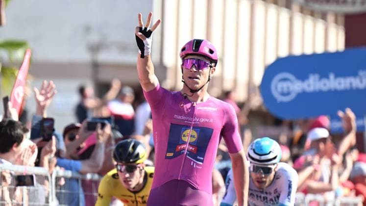 17-05-2024 Giro D italia; Tappa 13 Riccione - Cento; 2024, Lidl - Trek; Milan, Jonathan; Cento; 