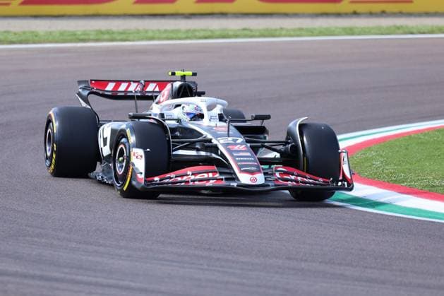 27 Nico Huelkenberg MoneyGram Haas F1 Team, 27 , Free Practice 2, FP2 ,ITA, Formula 1 World Championship, Grand Prix Emilia Romagna Imola, Autodromo Enzo e Dino Ferrari, Media Day, 17 05 2024 ITA, Formula 1 World Championship, Grand Prix Emilia Romagna Imola, Autodromo Enzo e Dino Ferrari, Media Day, 17 05 2024 Imola Copyright: xEibner-Pressefoto AnnikaxGrafx EP_AGF