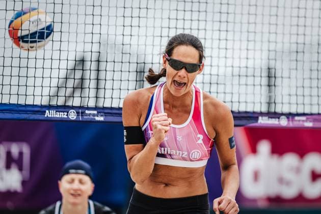 Beach volleyball women German Beach Tour 2024 Tour stop Düsseldorf 17 05 2024 Kira Walkenhorst cheers City Sports venue Federal state Germany