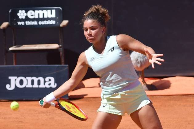 Jasmine Paolini during the Internazionali BNL dÃ¢& x80;& x99;Italia 2024 at Foro Italico, Italy, May 17th, 2024 Mattia Vian during Internazionali BNL d Italia, International Tennis match in Rome, Italy, May 17 2024  Copyright: xMattiaxVian IPAxSportx xipa-agenx xx IPA_46197927 IPA_Agency_IPA46197927