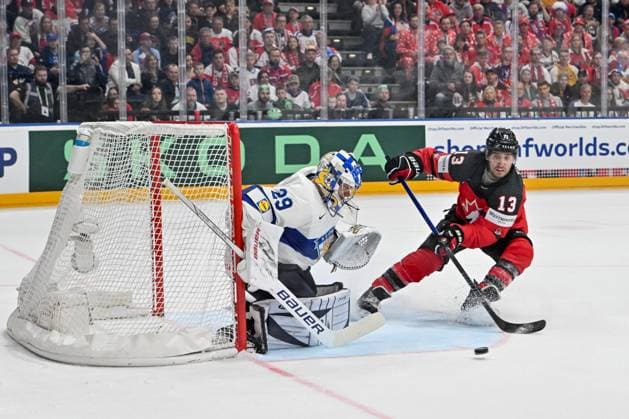 PRAGUE, CZECH REPUBLIC MAY 18 Brandon Tanev of Canada in action against goalkeeper Harri Sateri of Finland during the preliminary round match between Canada and Finland at Prague Arena on May 18, 2024 in Prague Prague, Czech Republic Prague Prague Arena Czech Republic Copyright: xJustPictures.ch AndreaxBrancax jp-en-EuSpIm-AB_18052024_AAB_3836