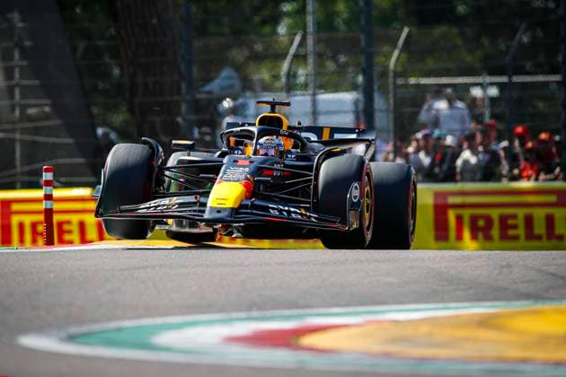 Sport Bilder des Tages 01 VERSTAPPEN Max (nld), Red Bull Racing RB20, action during the Formula 1 MSC Cruises Gran Premio del Made in Italy e Dell™Emilia-Romagne 2024, 7th round of the 2024 Formula One World Championship, WM, Weltmeisterschaft from May 17 to 19, 2024 on the Autodromo Enzo e Dino Ferrari, in Imola, Italy - F1 - EMILIA-ROMAGNA GRAND PRIX 2024 DPPI Panoramic  _F_13429