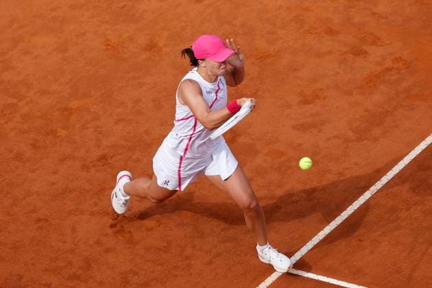 Tennis, WTA-Turnier in Rom, Finale, Iga Swiatek - Aryna Sabalenka Iga Swiatek (POL) in action, Tennis WTA, Tennis Damen Internazionali BNL d Italia - Final, Iga Swiatek (POL) against Aryna Sabalenka (BLR), Foro Italico, May 18, 2024, Rome, Italy.