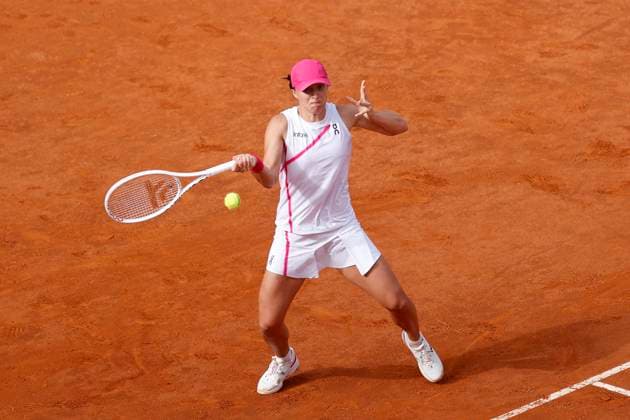 Tennis, WTA-Turnier in Rom, Finale, Iga Swiatek - Aryna Sabalenka Iga Swiatek (POL) in action, Tennis WTA, Tennis Damen Internazionali BNL d Italia - Final, Iga Swiatek (POL) against Aryna Sabalenka (BLR), Foro Italico, May 18, 2024, Rome, Italy.