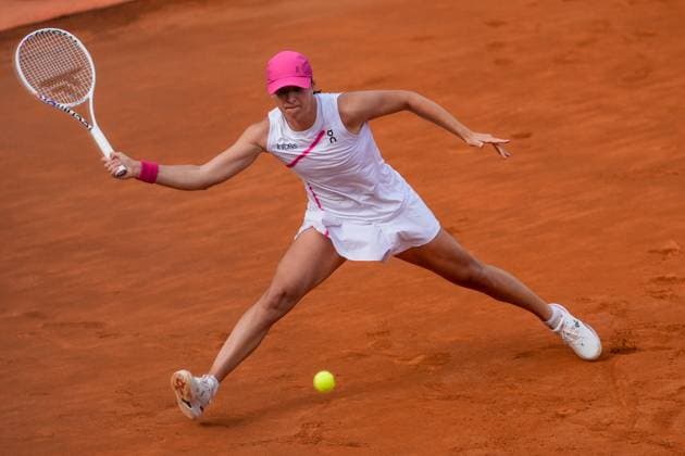 Tennis, WTA-Turnier in Rom, Finale, Iga Swiatek - Aryna Sabalenka Internazionali BNL D Italia 2024 - Day Thirteen Iga Swiatek in action during the Women™s Singles final match between Iga Swiatek and Aryna Sabalenka on Day Thirteen of Internazionali BNL D Italia 2024 at Foro Italico on May 16, 2024 in Rome, Italy. Rome Foro Italico Lazio Italy Copyright: xGiuseppexMaffiax IBI_DAY_13_SWIATEK-SABALENKA_180524_DSC0971