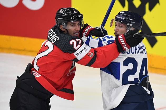 May 18, 2024, Prague, Czech Republic: HANNES BJORKINEN (R) od Finland and DYLAN COZENS of Canada (L) during the 2024 IIHF Ice hockey, Eishockey World Championship, WM, Weltmeisterschaft match between Canada v Finland at the O2 arena in Prague, Czech Republic, May 18, 2024. Prague Czech Republic - ZUMAr156 20240518_aap_r156_033 Copyright: xSlavekxRutax