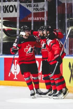 Ice hockey, Eishockey - IIHF WC 2024 PRAGUE,CZECH REPUBLIC,18.MAY.24 - ICE HOCKEY - IIHF Ice Hockey World Championship, WM, Weltmeisterschaft 2024, group stage, Canada vs Finland. Image shows the rejoicing of Pierre Luc Dubois, John Tavares and Brandon Hagel (CAN).  GEPAxpictures xDanielxGoetzhaber