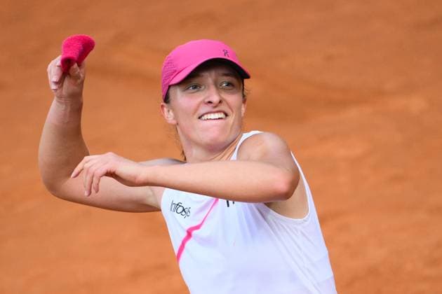 Iga Swiatek of Poland celebrates at the end of the match against Belarus Aryna Sabalenka at the Internazionali BNL d Italia 2024 tennis WTA, Tennis Damen final at Foro Italico in Rome, Italy on May 18th, 2024. antoniettaxbaldassarre