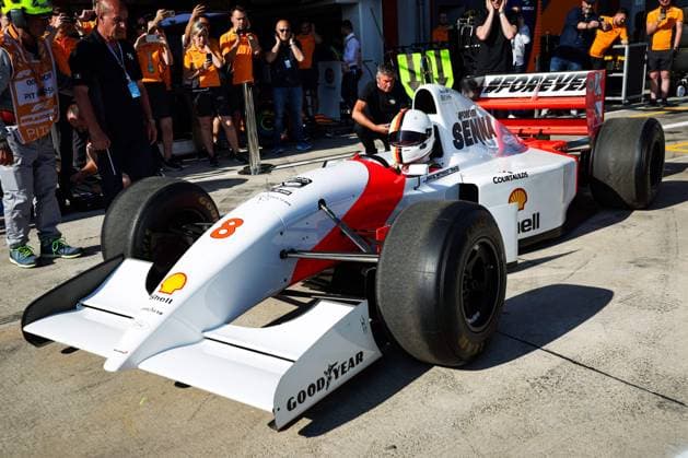 VETTEL Sebastian, driving the Mclaren MP4 8 in tribute to Ayrton Senna, during the Formula 1 MSC Cruises Gran Premio del Made in Italy e Dell™Emilia-Romagne 2024, 7th round of the 2024 Formula One World Championship, WM, Weltmeisterschaft from May 17 to 19, 2024 on the Autodromo Enzo e Dino Ferrari, in Imola, Italy - F1 - EMILIA-ROMAGNA GRAND PRIX 2024 DPPI Panoramic  240518_R07_EMR_DP_FGOO5344