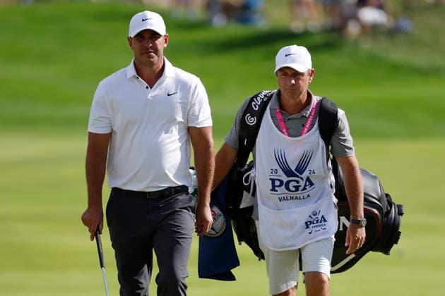 LOUISVILLE, KY - MAY 18: Brooks Koepka and his caddie Ricky Elliot walk to the No. 18 green during the third round of the PGA, Golf Herren Championship, May 18, 2024, at Valhalla Golf Club in Louisville, Kentucky.(Photo by Matthew Maxey Icon Sportswire) GOLF: MAY 18 PGA Championship EDITORIAL USE ONLY Icon240518049