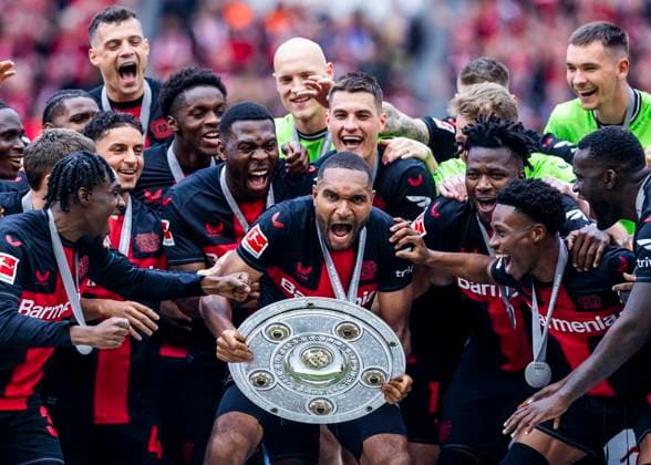 Leverkusen, Bayarena, 18 05 2024 Jonathan Tah Leverkusen lifts the championship trophy at the award ceremony of the 1 Bundesliga match Bayer 04 Leverkusen vs FC Augsburg