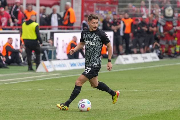 1 Bundesliga, Matchday 34, 2023 2024, 1 FC Union Berlin vs SC Freiburg, 18 05 2024, Stadion An der Alten Foersterei, Berlin, Germany Freiburgs Florent Muslija Copyright: xArnexAmbergx