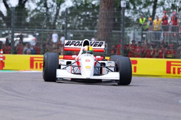 Sebastian Vettel in Ayrton Sennas MP 4 8, ITA, Formula 1 World Championship, Grand Prix Emilia Romagna Imola, Autodromo Enzo e Dino Ferrari, Media Day, 19 05 2024 ITA, Formula 1 World Championship, Grand Prix Emilia Romagna Imola, Autodromo Enzo e Dino Ferrari, Media Day, 19 05 2024 Imola Copyright: xEibner-Pressefoto AnnikaxGrafx EP_AGF