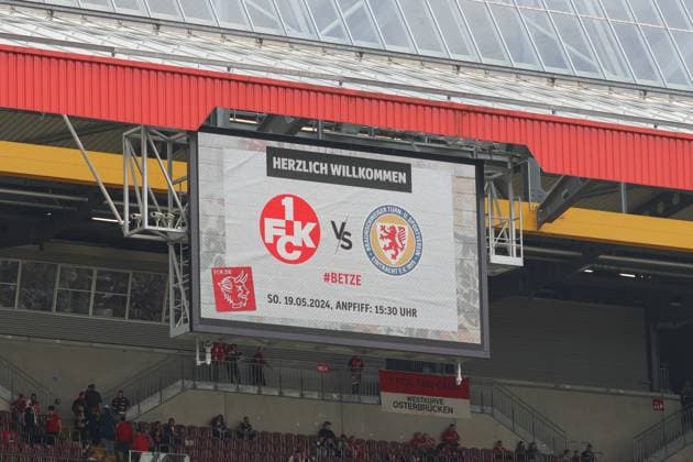 19 05 2024, xusrbx, Soccer 2 Bundesliga, 1 FC Kaiserslautern Eintracht Braunschweig emspor, Scoreboard with the match, DFL DFB REGULATIONS PROHIBIT ANY USE OF PHOTOGRAPHS as IMAGE SEQUENCES and or QUASI VIDEO Kaiserslautern