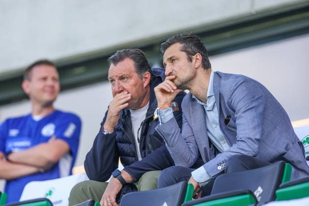 19 05 2024, Football, Season 2023 2024, 2 Bundesliga, Matchday 34, Greuther Fürth FC Schalke 04, f l Sports Director Marc Wilmots FC Schalke 04 , Chairman of the Board Matthias Tillmann FC Schalke 04 Fürth Stadion am Ronhof Bayern Germany xRHR PHOTO TRx Copyright: TimxRehbein RHR-FOTOx RHR-FOTO TR