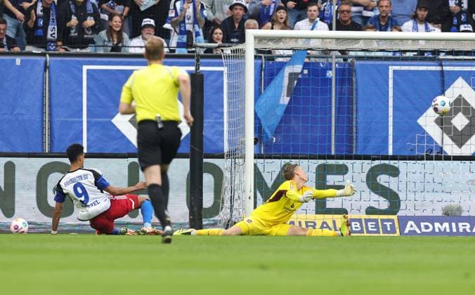 19 05 2024 Soccer Season 2023 2024 2 Soccer Bundesliga 34 Matchday Hamburger SV HSV 1 FC Nürnberg FCN Club Sportfoto Zink DaMa xdaxmax DFL regulations prohibit any use of photographs as image sequences and or quasi video only for editorial use Goal Goal Shot to 1 0 Goalscorer Robert Glatzel 9, Hamburger SV HSV vs Jan Reichert 31, 1 FC Nürnberg FCN