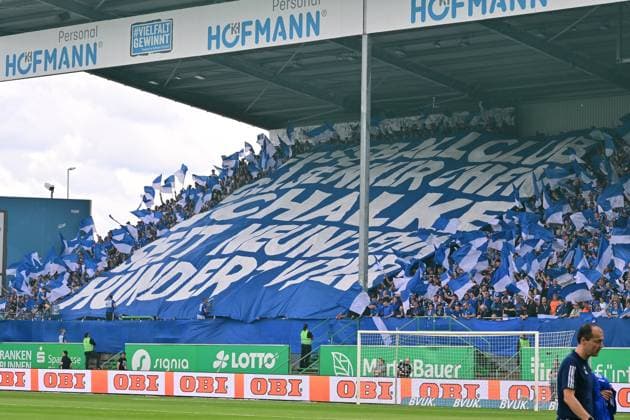 19 05 2024 Soccer Season 2023 2024 2 Soccer Bundesliga 34 Matchday SpVgg Greuther Fürth Kleeblatt FC Schalke 04 Sportfoto Zink xwoxzix DFL regulations prohibit any use of photographs as image sequences and or quasi video only for editorial use Fans Fanblock Schalke Choreo Choreografie