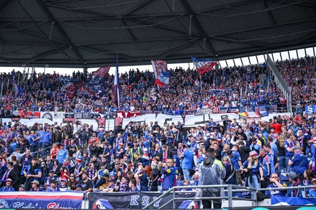 19 05 2024, Football, 2 Bundesliga, 34 Matchday Season 2023 2024, Hannover 96 Holstein Kiel, Fans Holstein Kiel xRHR PHOTO TKx Copyright: RHR-FOTOx RHR-FOTO TK