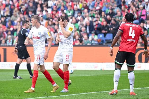 19 05 2024, Soccer, 2 Bundesliga, 34 Matchday Season 2023 2024, Hannover 96 Holstein Kiel, Benedikt Pichler Holstein Kiel xRHR PHOTO TKx Copyright: RHR-FOTOx RHR-FOTO TK