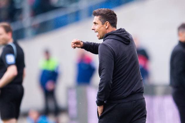 19 05 2024 Soccer, 2023 2024, 2 Bundesliga, 34 Matchday, Hannover 96 Holstein Kiel Stefan Leitl Coach Hannover DFL REGULATIONS PROHIBIT ANY USE OF PHOTOGRAPHS AS IMAGE SEQUENCES AND OR QUASI VIDEO