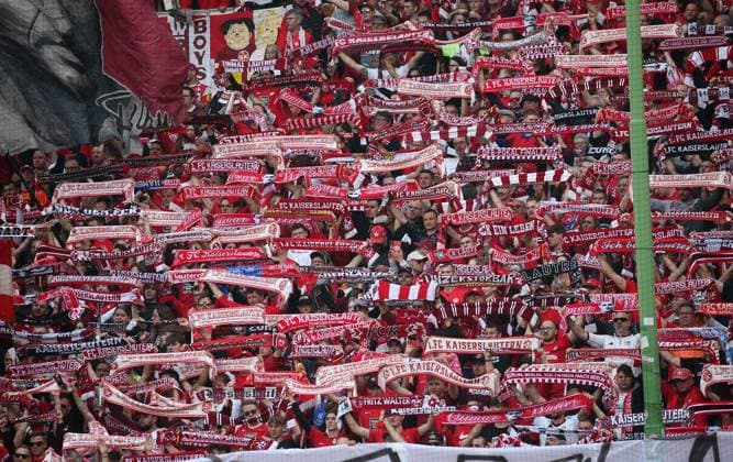 19 05 2024, Football, 2 Bundesliga, FC Kaiserslautern Eintracht Braunschweig, Matchday 34, Season 2023 24, Fritz Walter Stadion, Kaiserslautern, Germany, zmdz, DFB DFL regulations prohibit any use of photographs as image sequences and or quasi video FC Kaiserslautern Eintracht Braunschweig