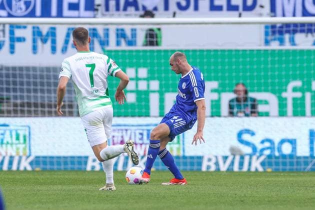 19 05 2024, Football, Season 2023 2024, 2 Bundesliga, Matchday 34, Greuther Fürth FC Schalke 04, Henning Matriciani FC Schalke 04 Fürth Stadion am Ronhof Bayern Germany xRHR PHOTO TRx Copyright: TimxRehbein RHR-FOTOx RHR-FOTO TR