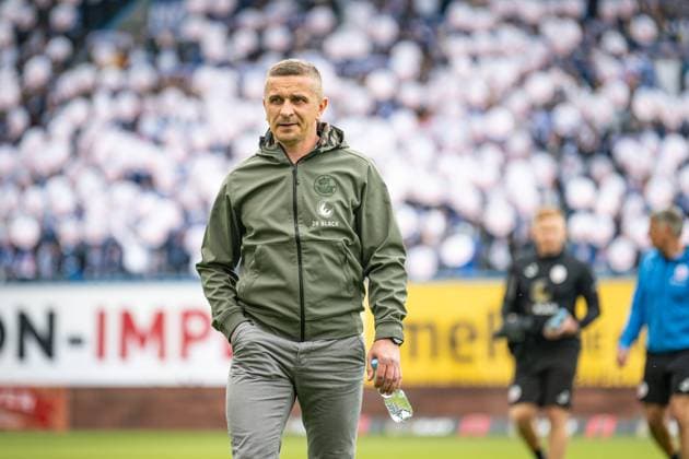 Rostock, Germany 19 May 2024 2 BL 2023 2024 FC Hansa Rostock vs SC Paderborn In the picture Coach Mersad Selimbegovic Hansa Rostock DFL regulations prohibit any use of photographs as image sequences and or quasi video Copyright: xFotostandx xVoelkerx