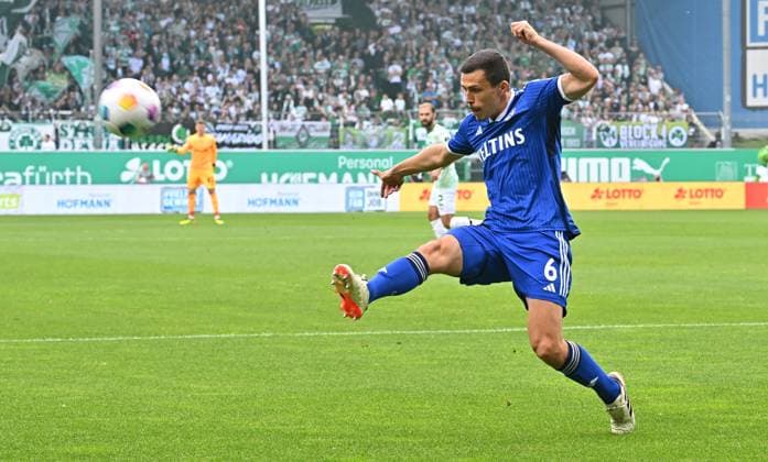 19 05 2024 Soccer Season 2023 2024 2 Soccer Bundesliga 34 Matchday SpVgg Greuther Fürth Kleeblatt FC Schalke 04 Sportfoto Zink xwoxzix DFL regulations prohibit any use of photographs as image sequences and or quasi video only for editorial use Ron Schallenberg 6, FC Schalke 04 S04