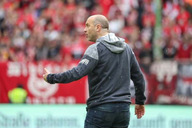19 05 2024, xusrbx, Soccer 2 Bundesliga, 1 FC Kaiserslautern Eintracht Braunschweig emspor, v l Daniel Scherning Trainer Eintracht Braunschweig , DFL DFB REGULATIONS PROHIBIT ANY USE OF PHOTOGRAPHS as IMAGE SEQUENCES and or QUASI VIDEO Kaiserslautern