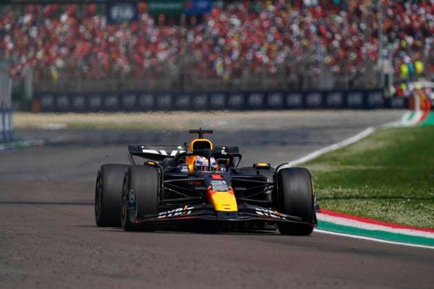 May 19, 2024, Imola, Italia: Max Verstappen of Netherlands and Red Bull Racing drive on track during Race of the Formula 1 Gran Premio del Made in Italy e dell™Emilia-Romagna at Enzo e Dino Ferrari Circuit on May 19 2024 in Imola, Italy..ANSA DANILO DI GIOVANNI Formula 1 GP of Italy - Qualify  - ZUMAa110 20240519_zaf_a110_023 Copyright: xDaniloxDixGiovannix