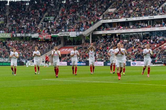 Holstein Kiel GER, Hannover 96 vs Holstein Kiel, Football, Bundesliga 2, Matchday 34, Season 2023 2024, 19 05 2024 DFL REGULATIONS PROHIBIT ANY USE OF PHOTOGRAPHS AS IMAGE SEQUENCES AND OR QUASI VIDEO Hannover 96 vs Holstein Kiel, Football, Bundesliga 2, Matchday 34, Season 2023 2024, 19 05 2024 Hannover Copyright: xEibner-Pressefoto FabioxDeinertx EP_FDT
