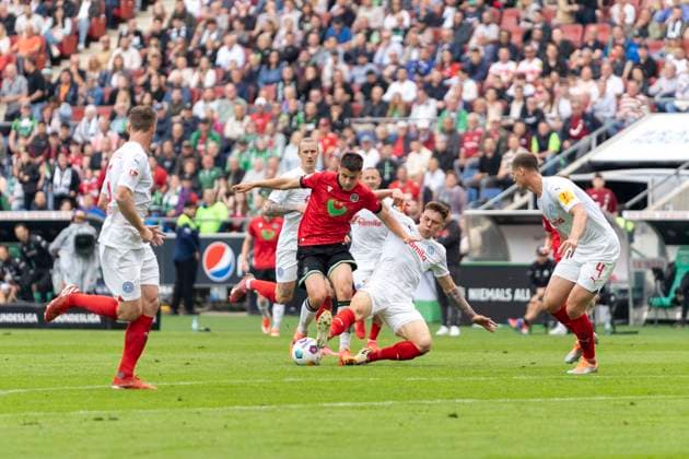 Nicolo Tresoldi Hannover 96, 09 GER, Hannover 96 vs Holstein Kiel, Football, 2 Bundesliga, Matchday 34, Season 2023 2024, 19 05 2024 DFL REGULATES PROHIBIT ANY USE OF PHOTOGRAPHS AS IMAGE SEQUENCES AND OR QUASI VIDEO Hannover 96 vs Holstein Kiel, Football, 2 Bundesliga, Matchday 34, Season 2023 2024, 19 05 2024 Hannover Copyright: xEibner-Pressefoto FabioxDeinertx EP_FDT